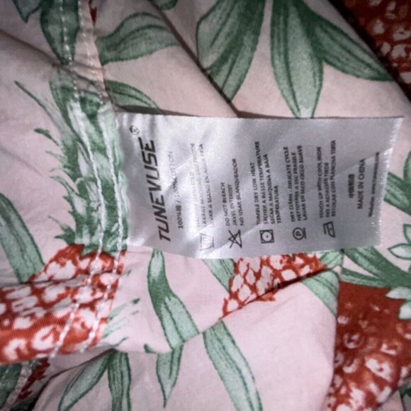 Tunevuse Funky Pink Party Pineapple Print Shirt Hawaiian Mens XL Regular - Picture 6 of 6